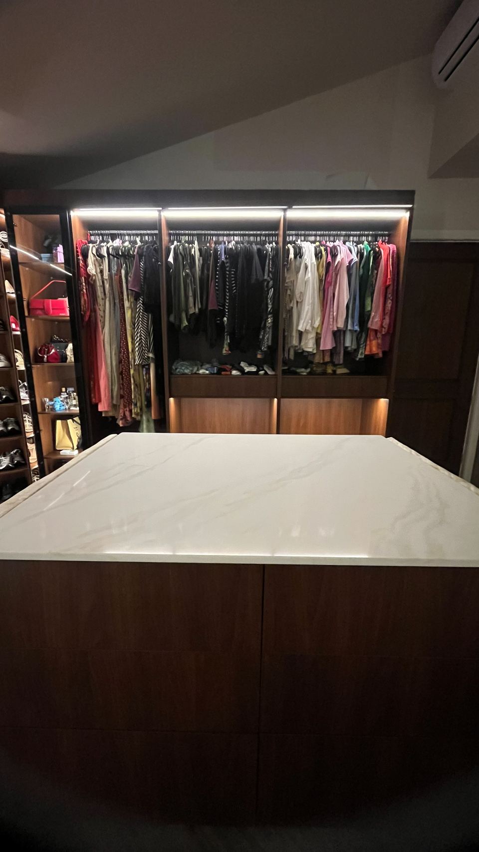 Vestidor LP-E, foto 3 de 4